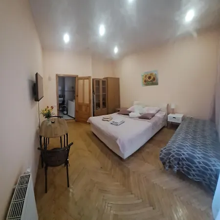 Apartment Centerlvivudatnogo 5 *